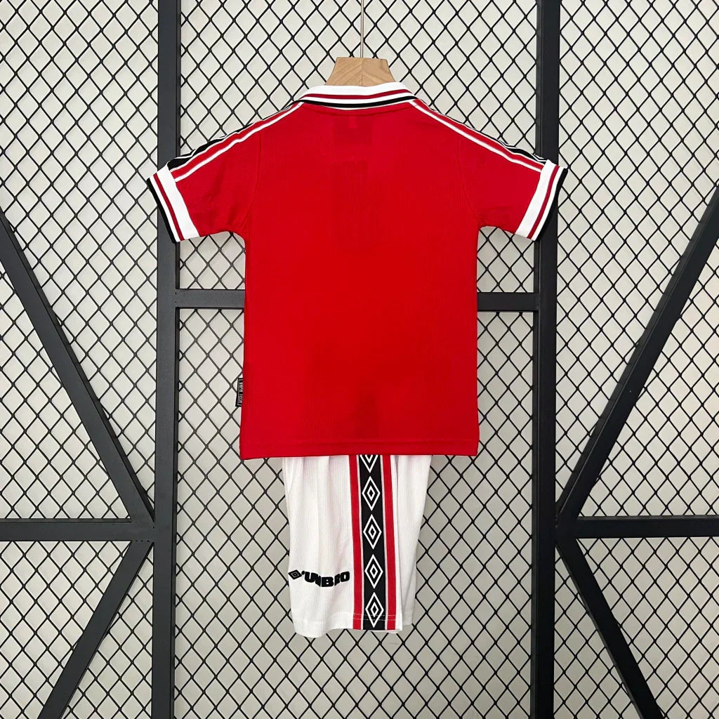 Kids Manchester United Home Kit 1999/2000 - Retrテエ