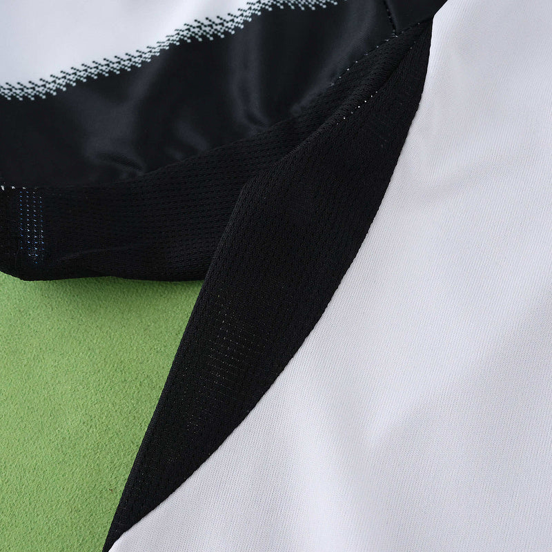 Kids Newcastle United Home Kit 25/26