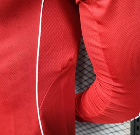 Liverpool Home Player Jersey 2025/26 - Long Sleeve