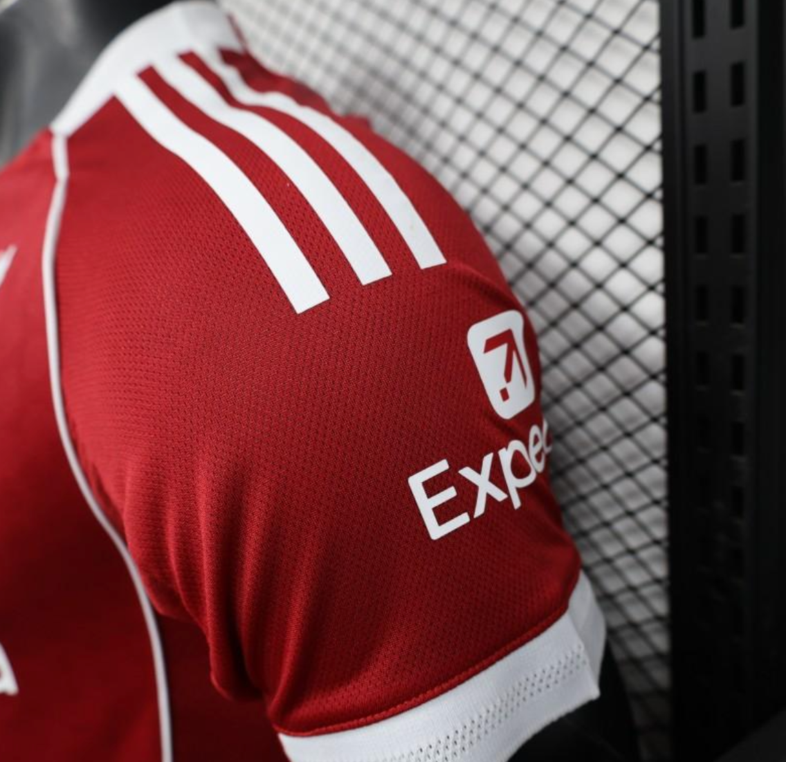 Liverpool Player Jersey Home 2025/26