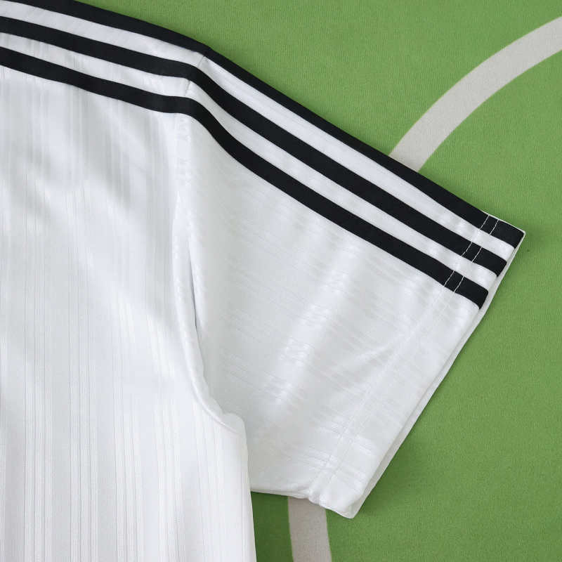 Oasis Jacquard Tour 25' Black and White Jersey 2025/26